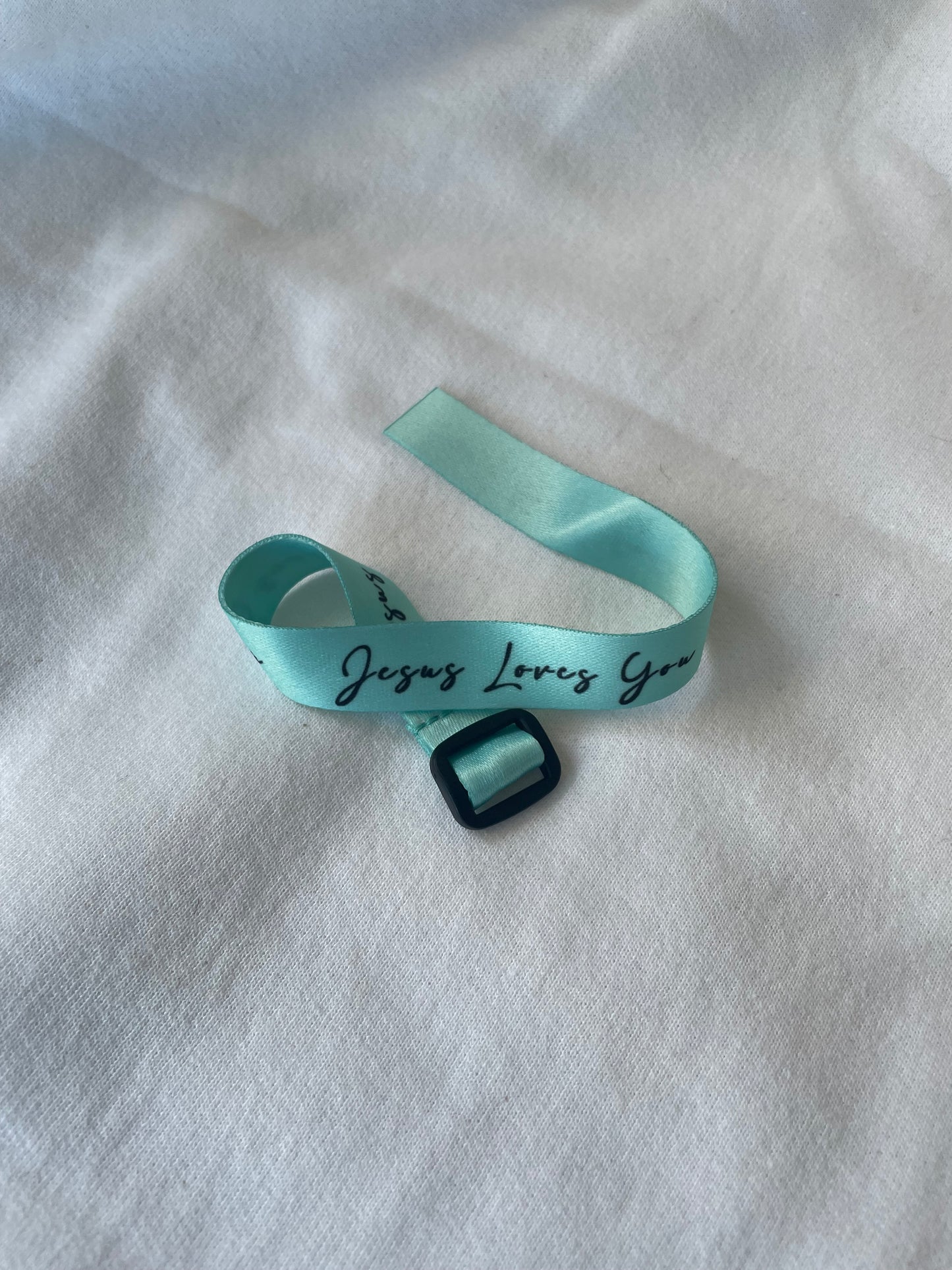 Jesus Loves You-Bracelet