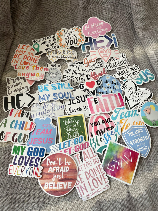 10 RANDOM STICKERS